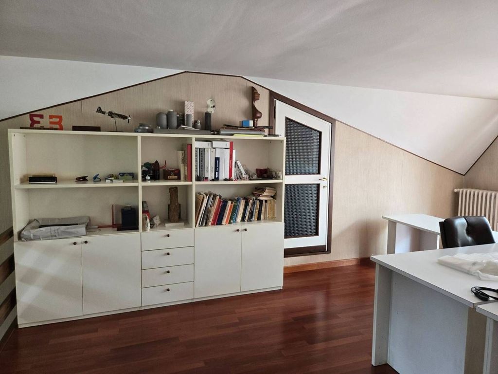 Вилла в Аппьяно-Джентиле, Италия, 530 м² - фото 15