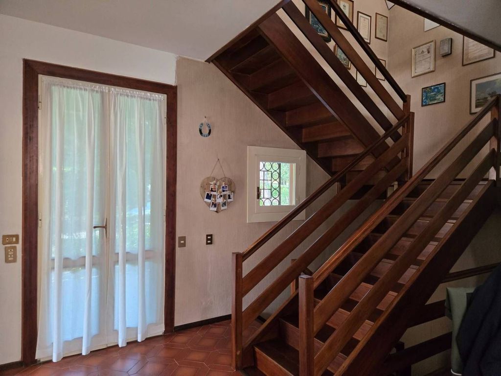 Вилла в Аппьяно-Джентиле, Италия, 530 м² - фото 12