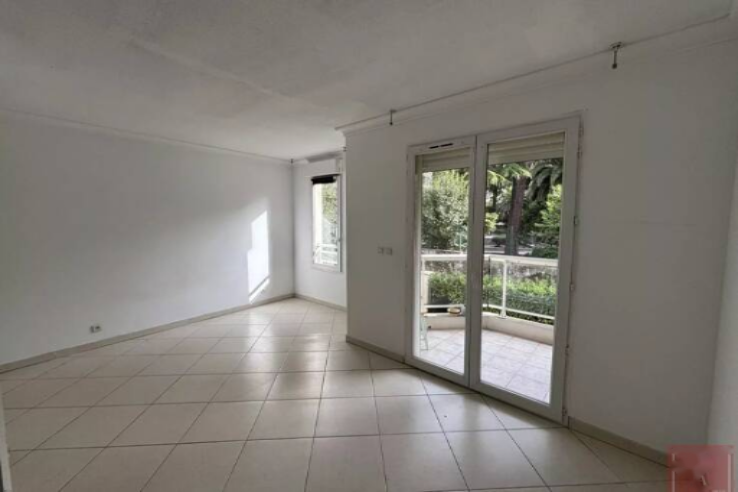 Квартира в Каннах, Франция, 29 м² - фото 1