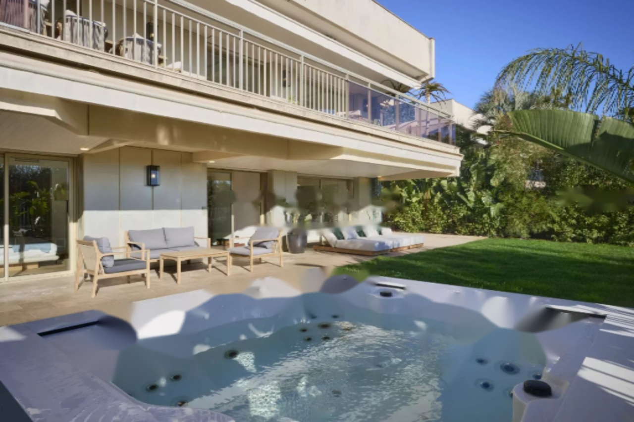 Квартира в Каннах, Франция, 315 м² - фото 1