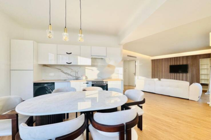 Квартира в Каннах, Франция, 77 м² - фото 1