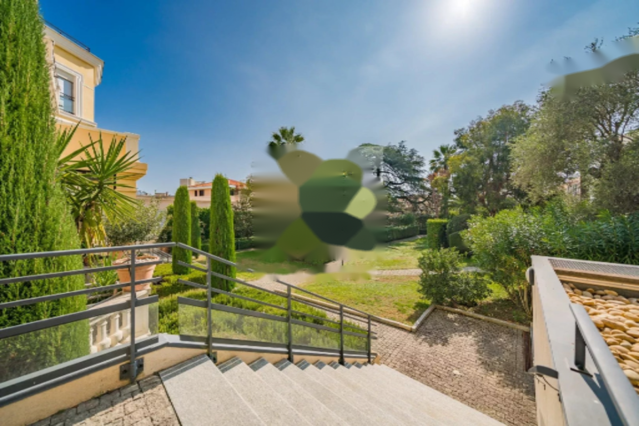 Квартира в Каннах, Франция, 77 м² - фото 1