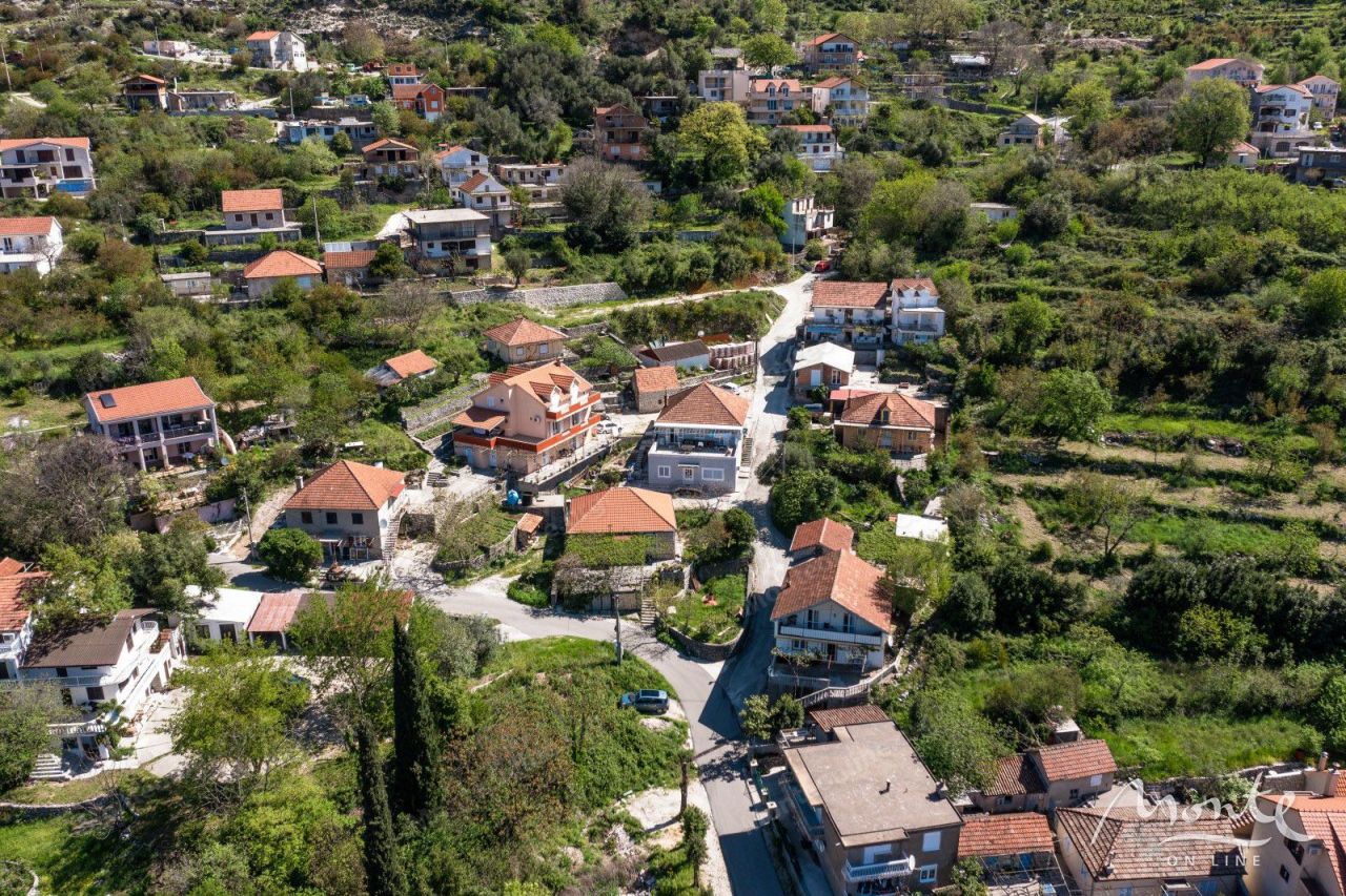 Земля в Рисане, Черногория, 13 000 м² - фото 4