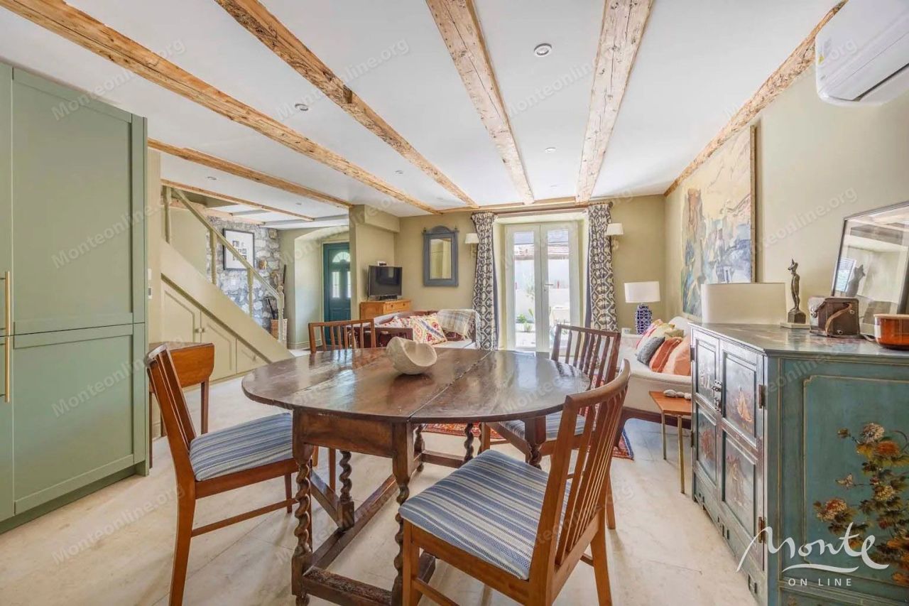 Вилла в Херцег-Нови, Черногория, 92 м² - фото 13