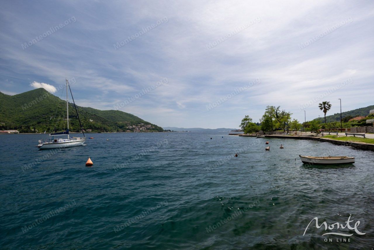 Вилла в Херцег-Нови, Черногория, 92 м² - фото 16