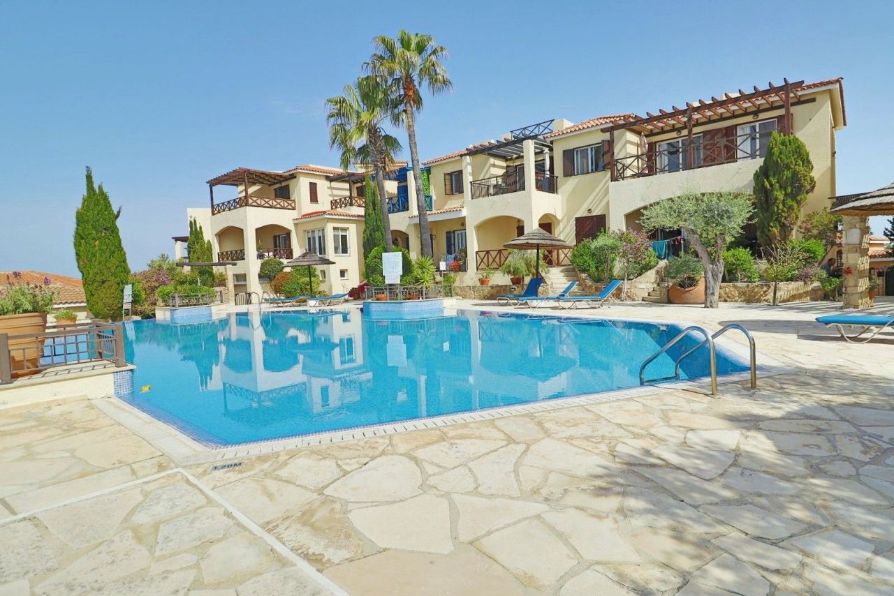 Апартаменты в Пафосе, Кипр, 82 м² - фото 1