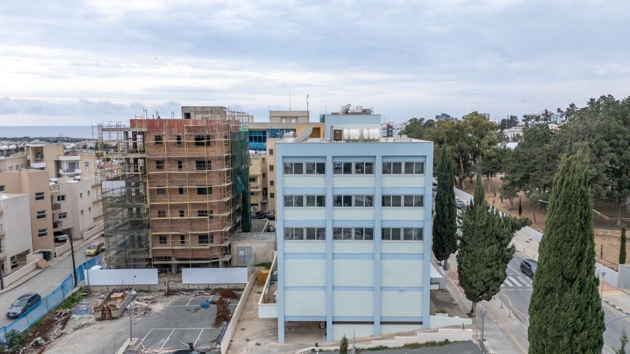 Коммерческая недвижимость в Пафосе, Кипр, 836 м² - фото 3