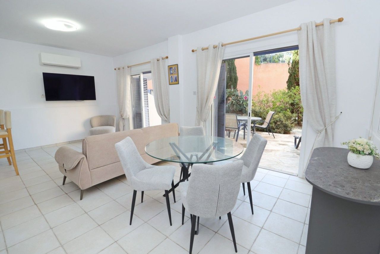 Таунхаус в Пафосе, Кипр, 94 м² - фото 6