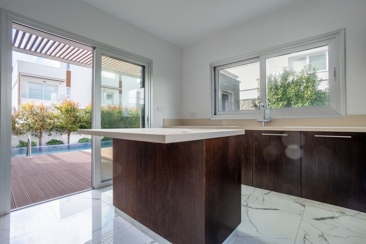 Вилла в Пафосе, Кипр, 283 м² - фото 10