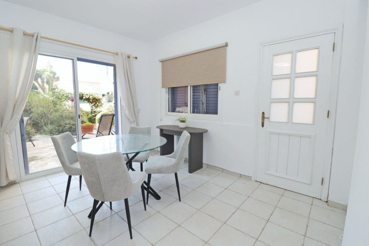 Таунхаус в Пафосе, Кипр, 94 м² - фото 10