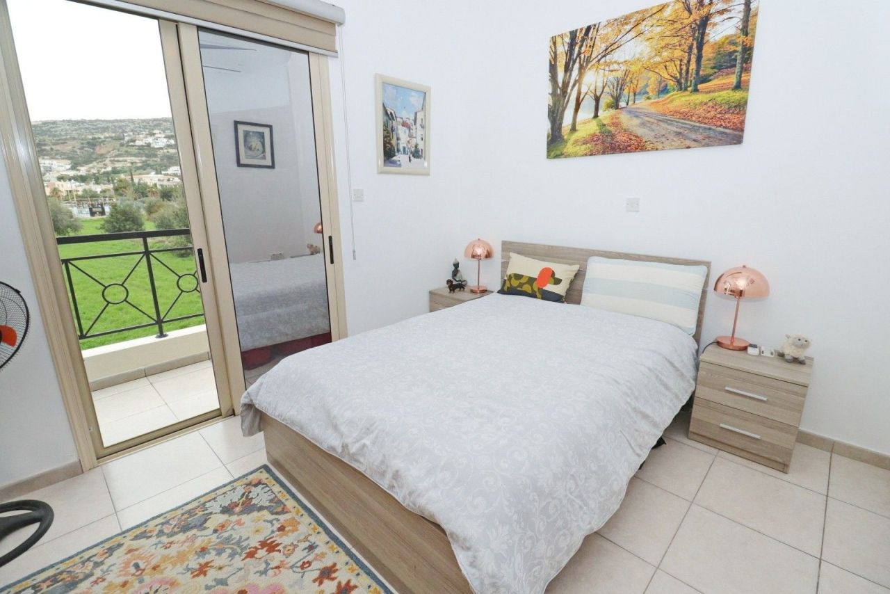 Таунхаус в Пафосе, Кипр, 99 м² - фото 14