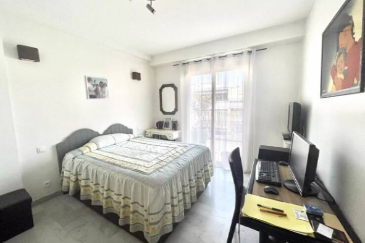 Квартира в Каннах, Франция, 75 м² - фото 2