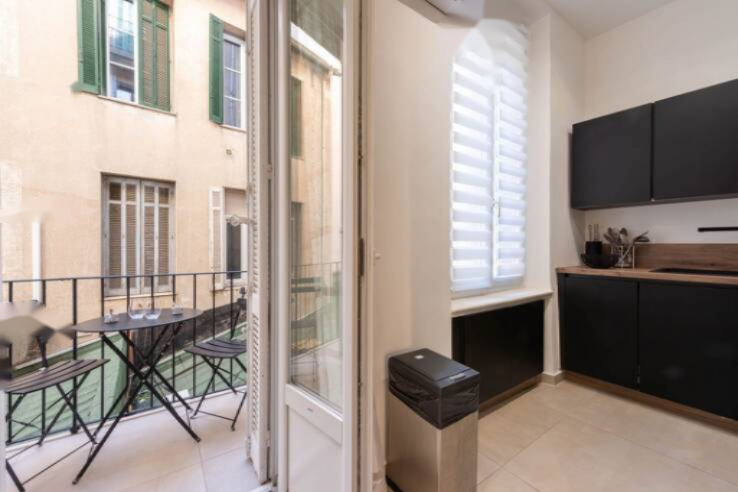 Квартира в Каннах, Франция, 46 м² - фото 2