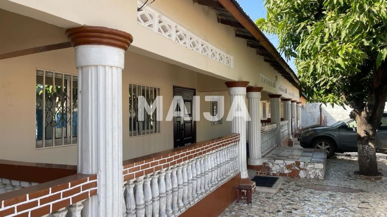 Дом Brikama, Гамбия, 180 м² - фото 1