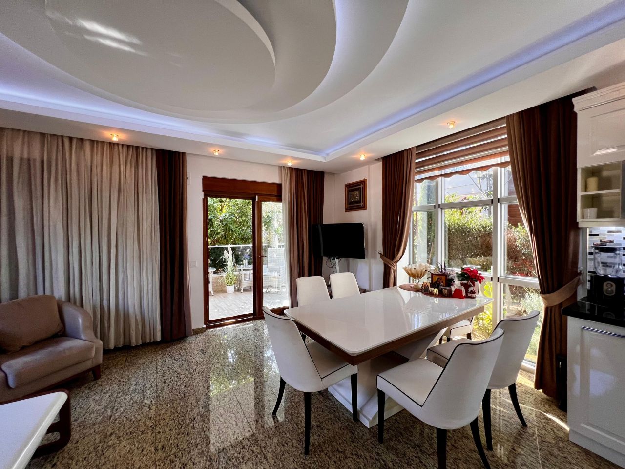 Вилла в Алании, Турция, 215 м² - фото 3