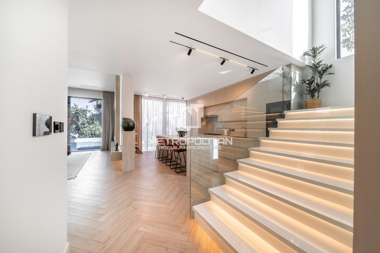 Вилла в Дубае, ОАЭ, 467 м² - фото 4