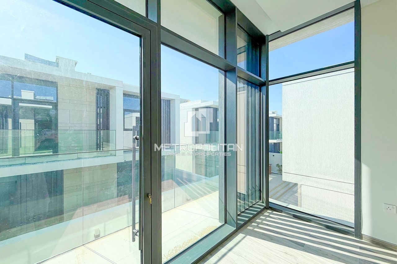 Вилла в Рас-эль-Хайме, ОАЭ, 256 м² - фото 10