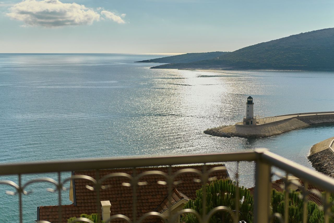 Апартаменты в Тивате, Черногория, 104 м² - фото 2