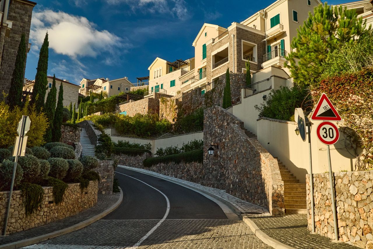 Апартаменты в Тивате, Черногория, 104 м² - фото 6