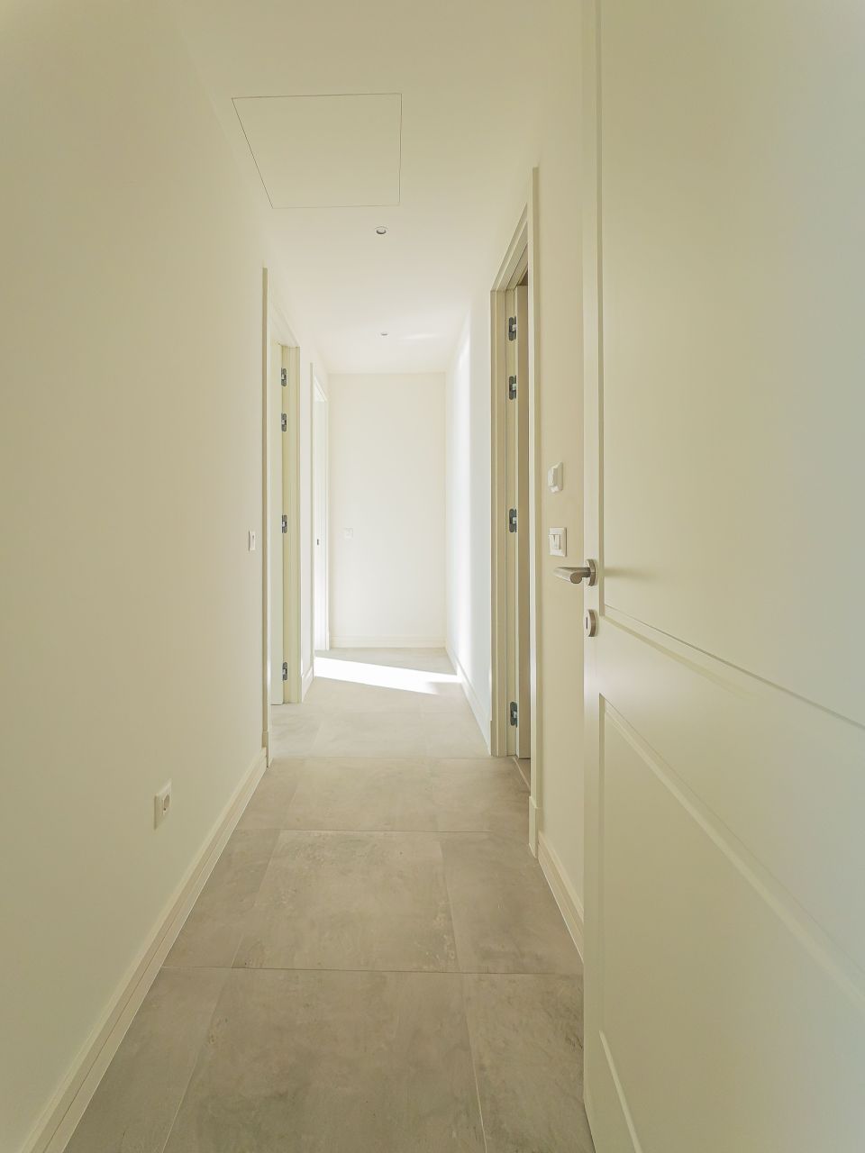 Апартаменты в Тивате, Черногория, 104 м² - фото 12