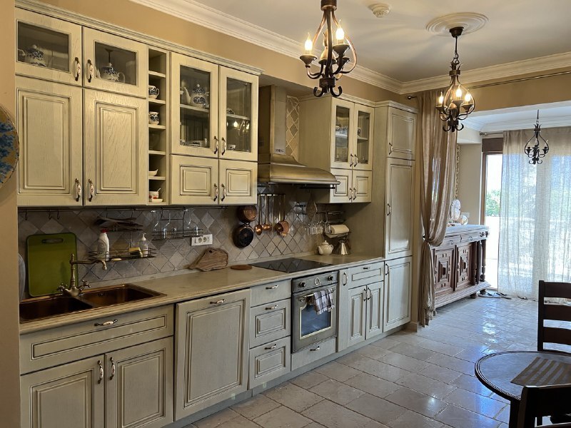 Вилла в Тивате, Черногория, 330 м² - фото 2