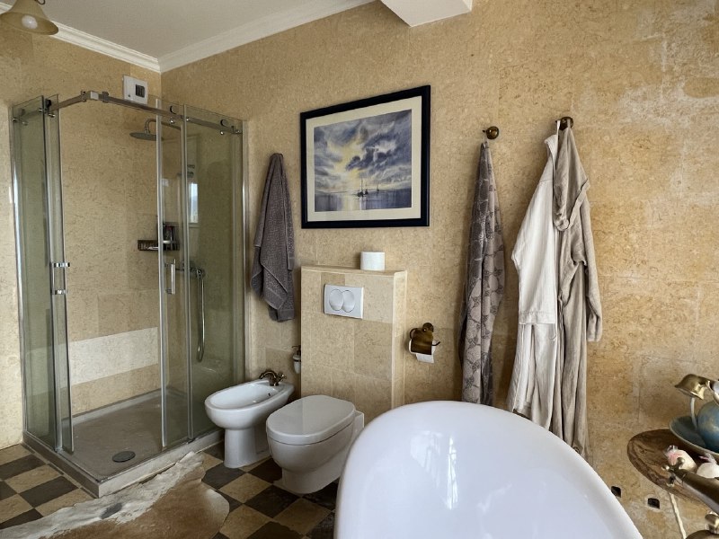 Вилла в Тивате, Черногория, 330 м² - фото 8