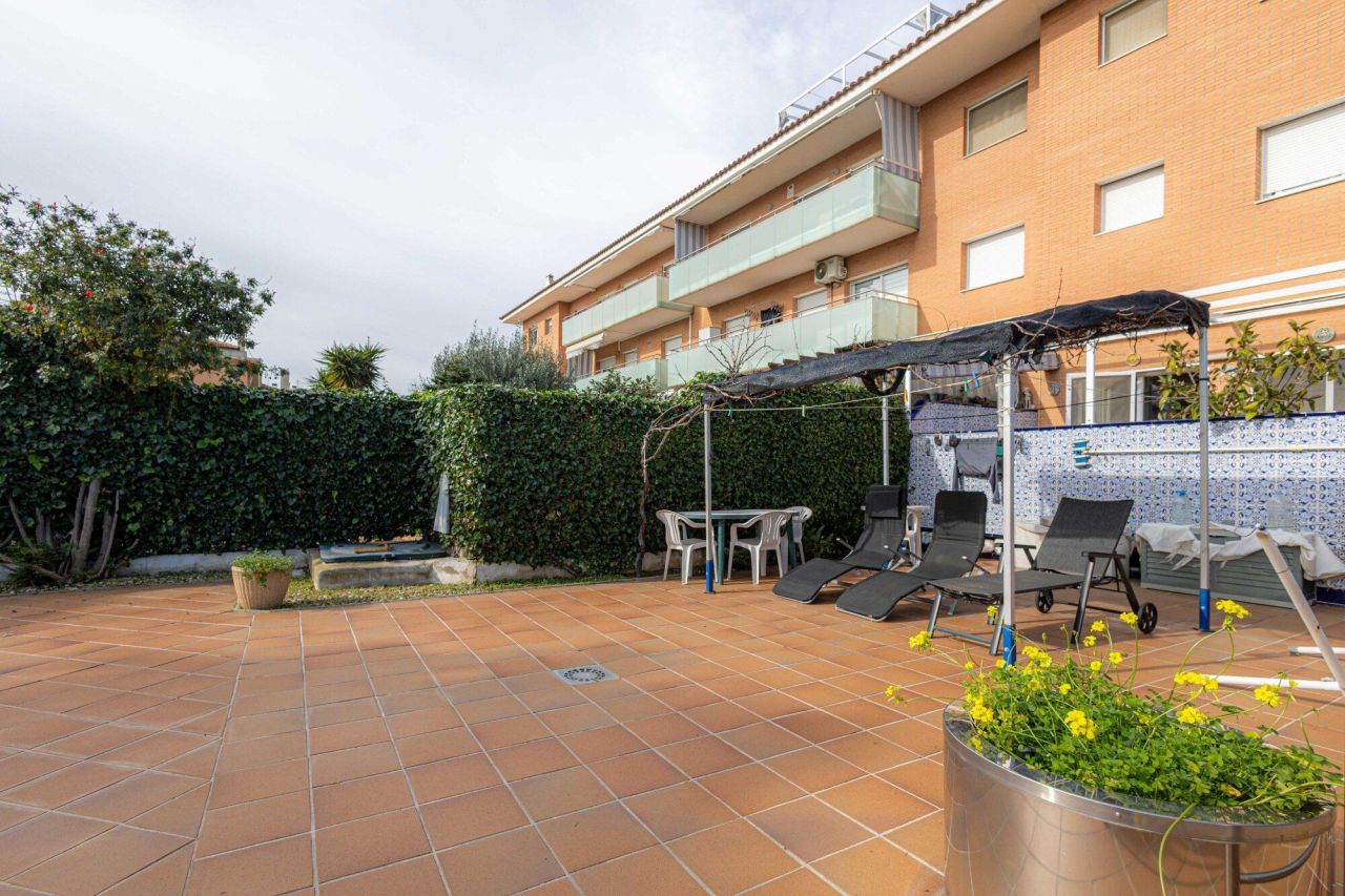 Квартира на Коста-дель-Маресме, Испания, 143 м² - фото 2