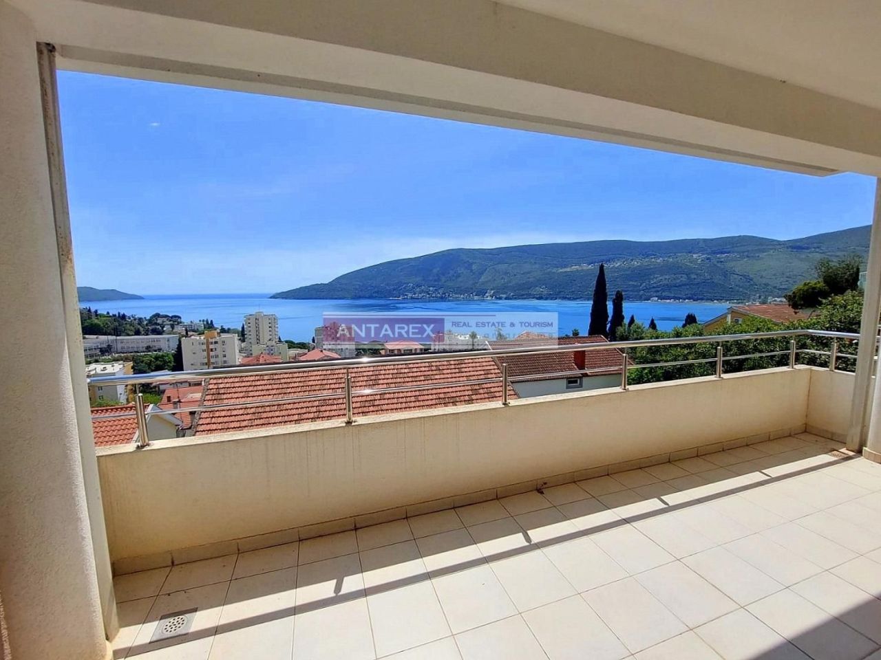 Апартаменты в Херцег-Нови, Черногория, 91 м² - фото 12