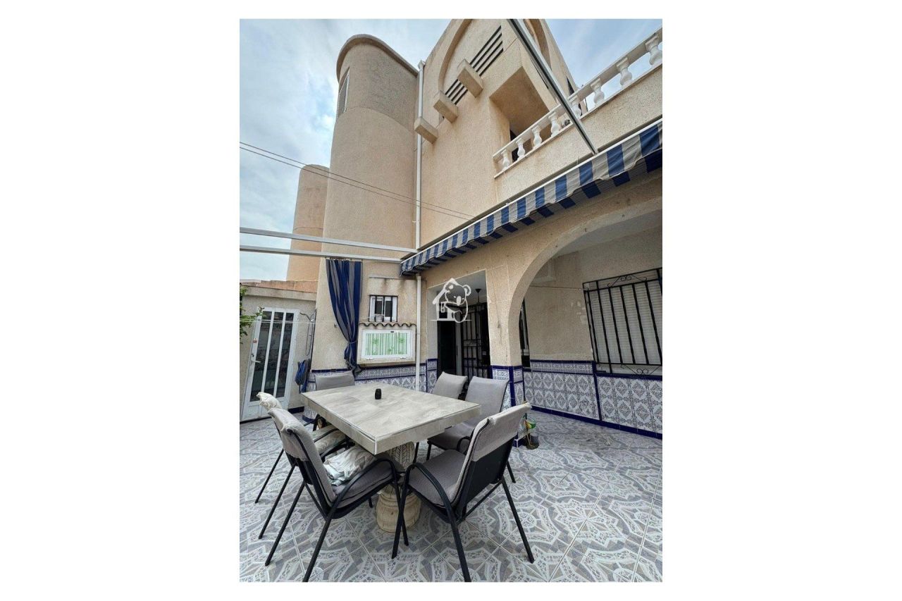 Дом в Торревьехе, Испания, 150 м² - фото 1