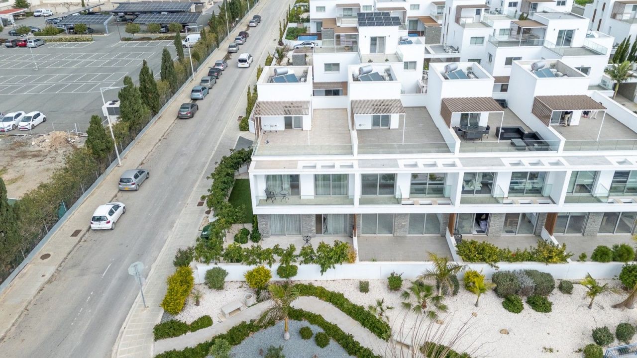 Вилла в Пафосе, Кипр, 221 м² - фото 1