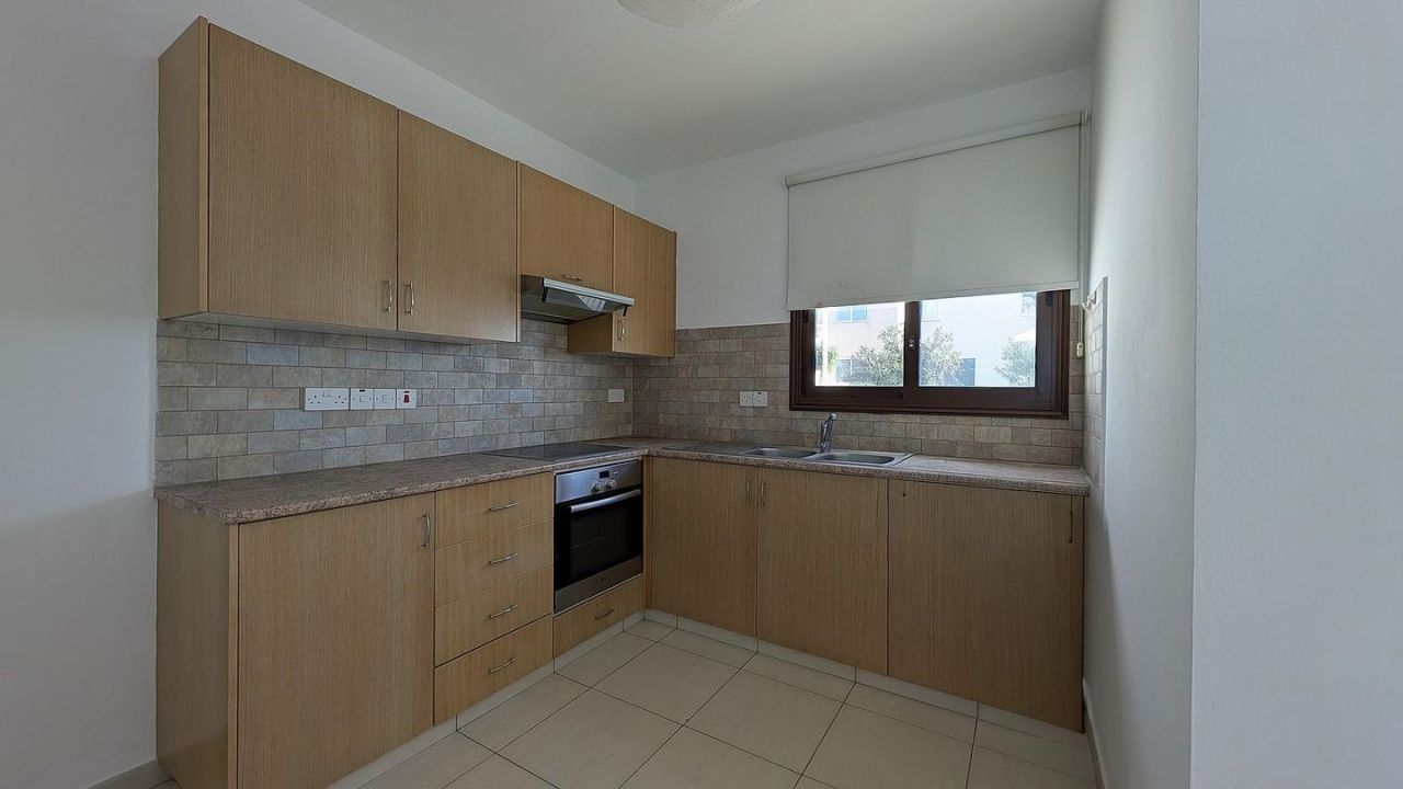 Таунхаус в Пафосе, Кипр, 80 м² - фото 8