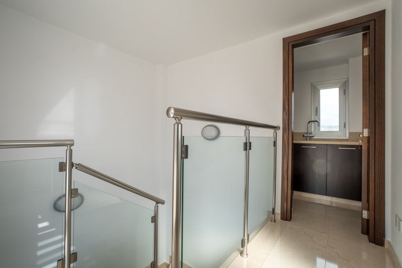 Вилла в Пафосе, Кипр, 221 м² - фото 18