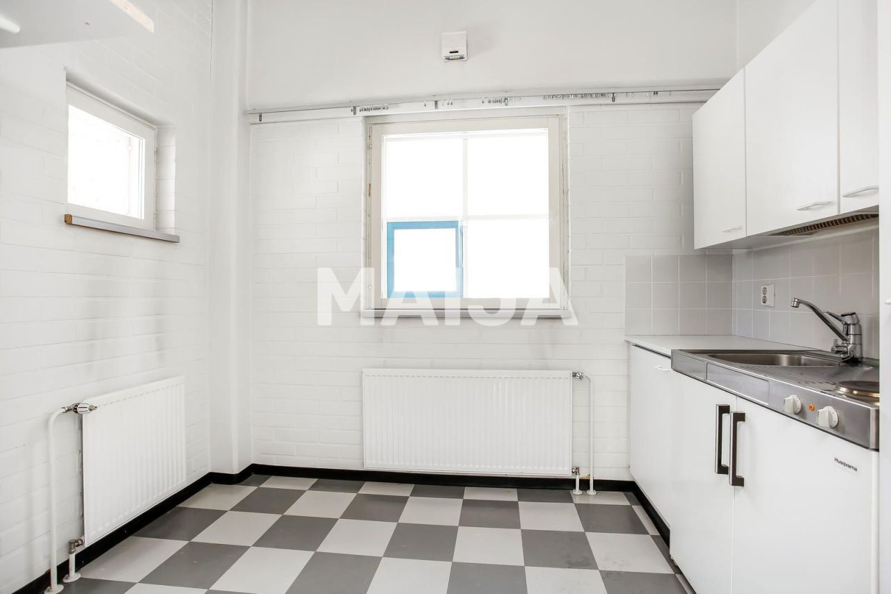 Офис в Холлола, Финляндия, 80 м² - фото 7