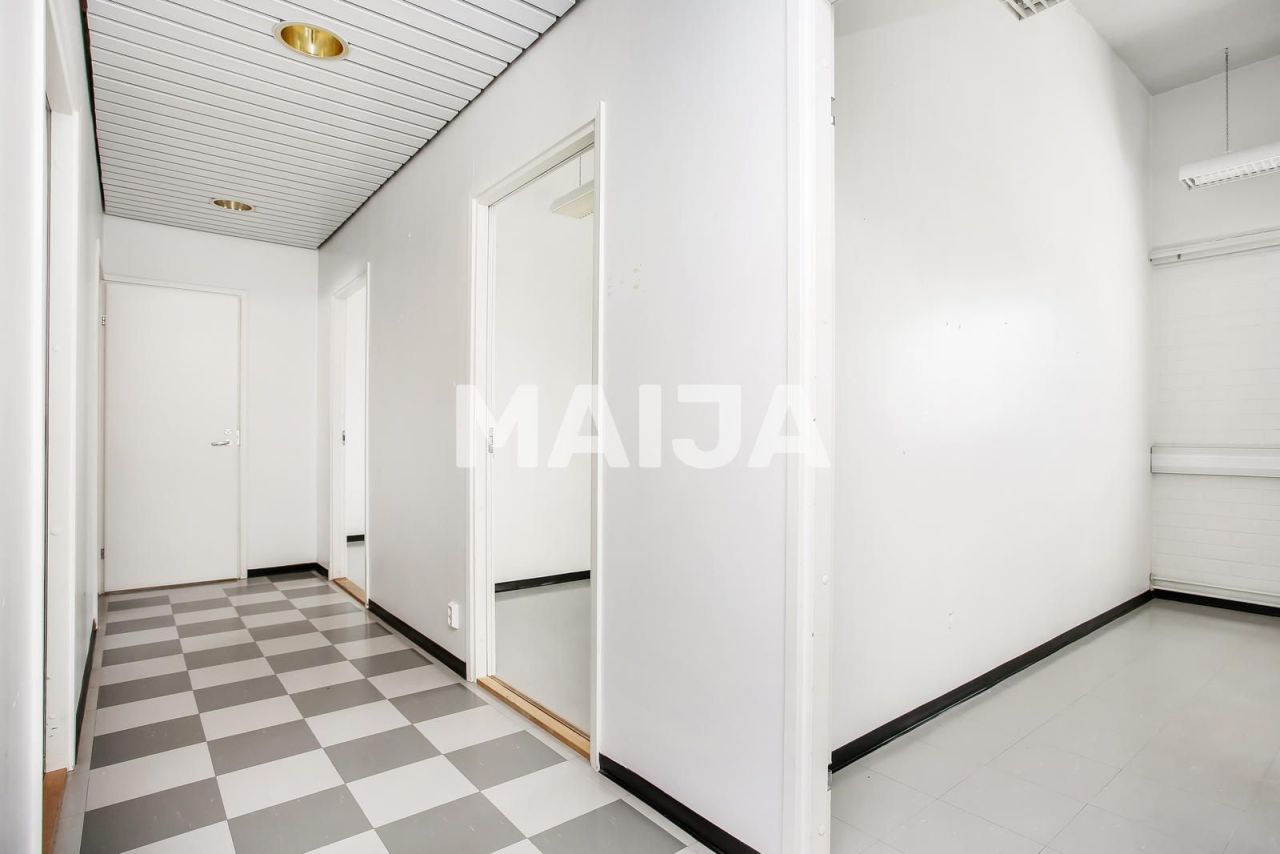 Офис в Холлола, Финляндия, 80 м² - фото 8