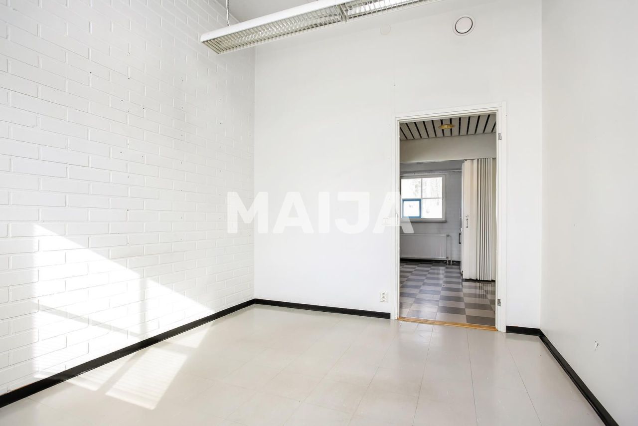 Офис в Холлола, Финляндия, 80 м² - фото 11