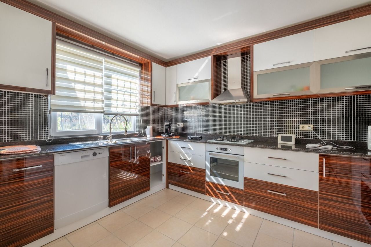 Вилла в Авсалларе, Турция, 440 м² - фото 14