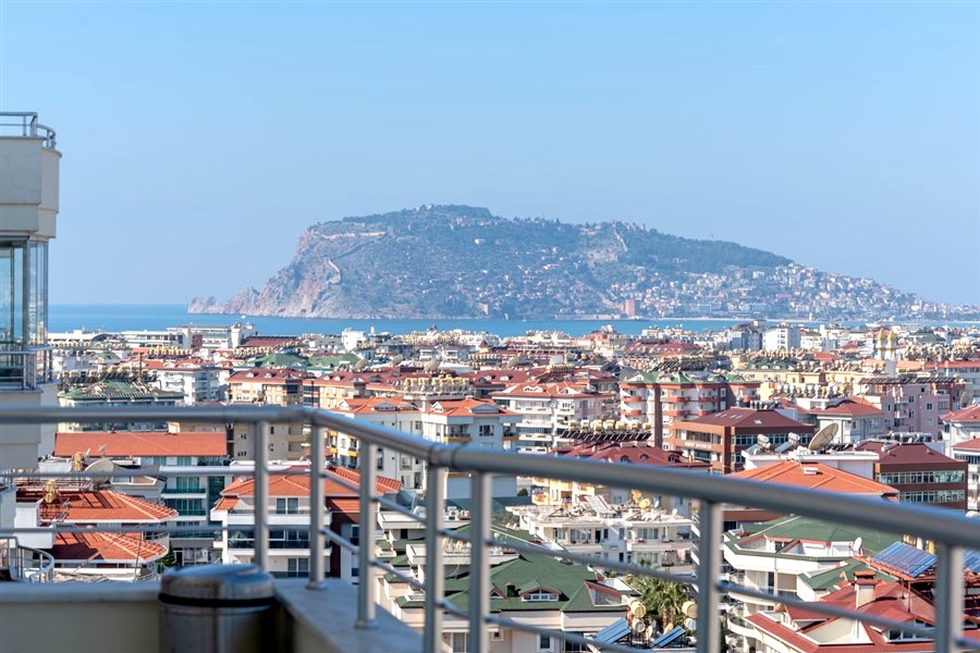 Пентхаус в Алании, Турция, 220 м² - фото 2