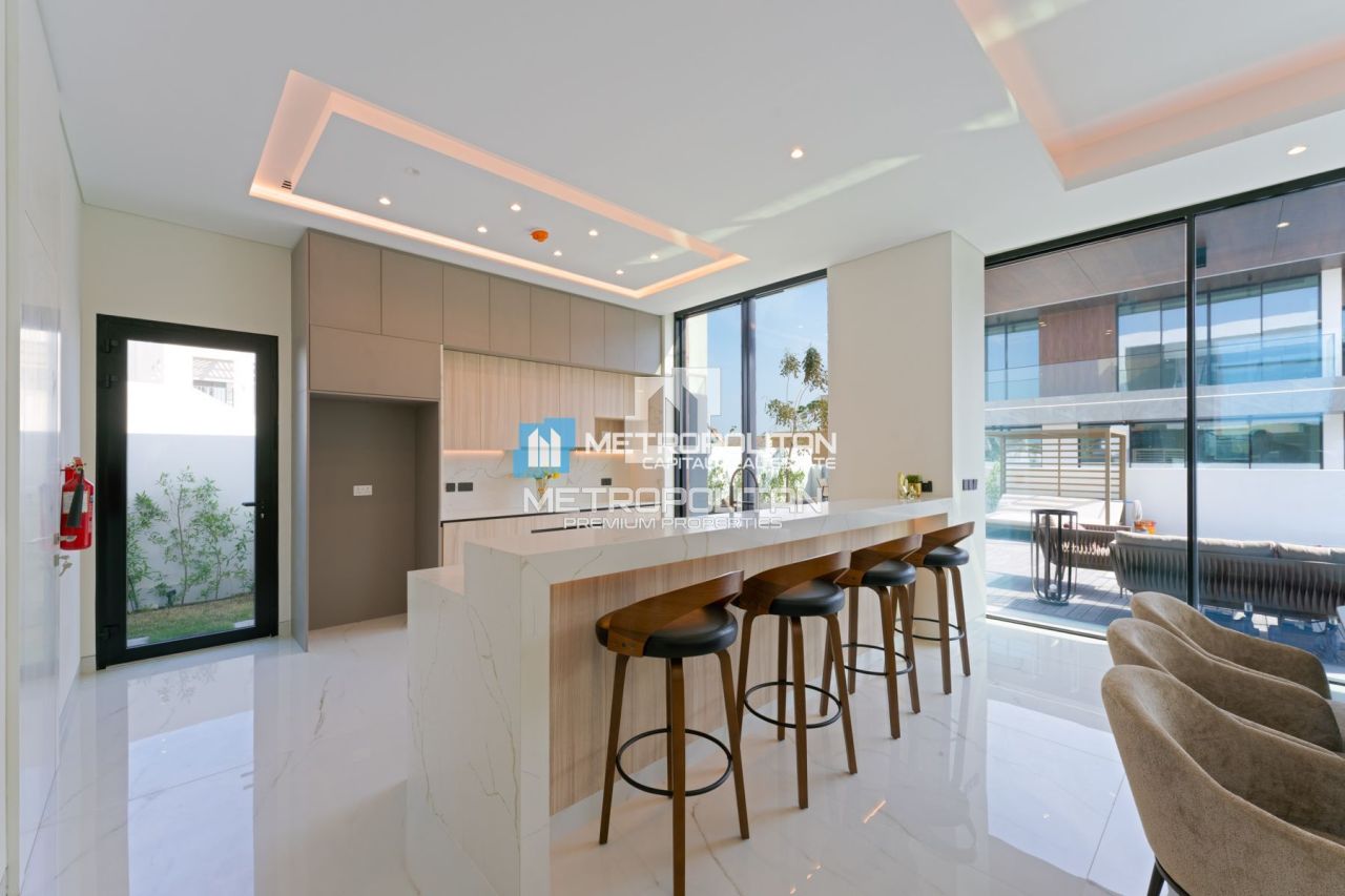 Вилла в Абу-Даби, ОАЭ, 340 м² - фото 3