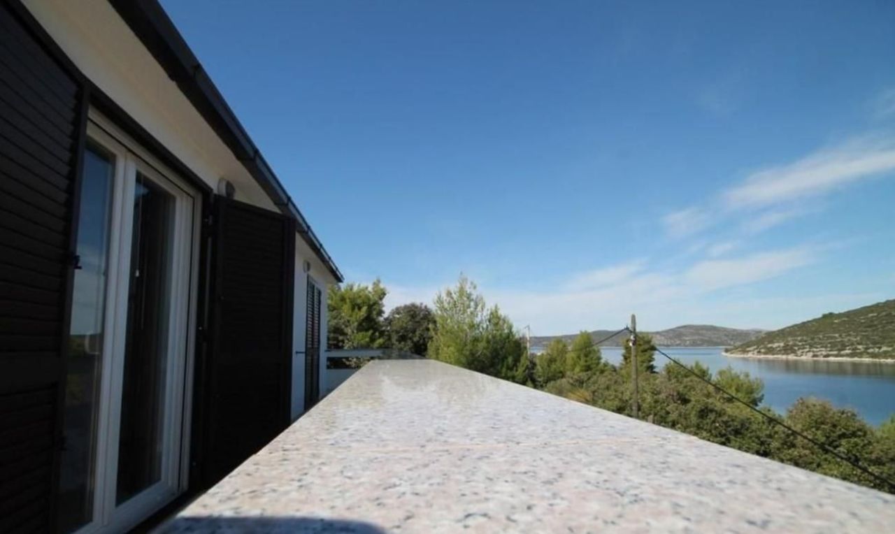 Вилла Drvenik Veliki, Хорватия, 400 м² - фото 1