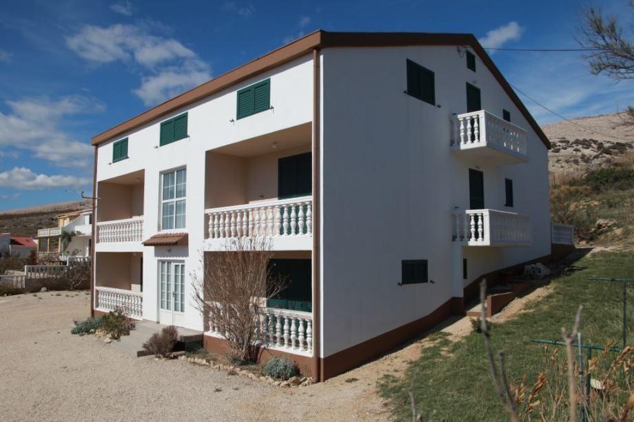 Отель, гостиница на острове Паг, Хорватия, 405 м² - фото 4