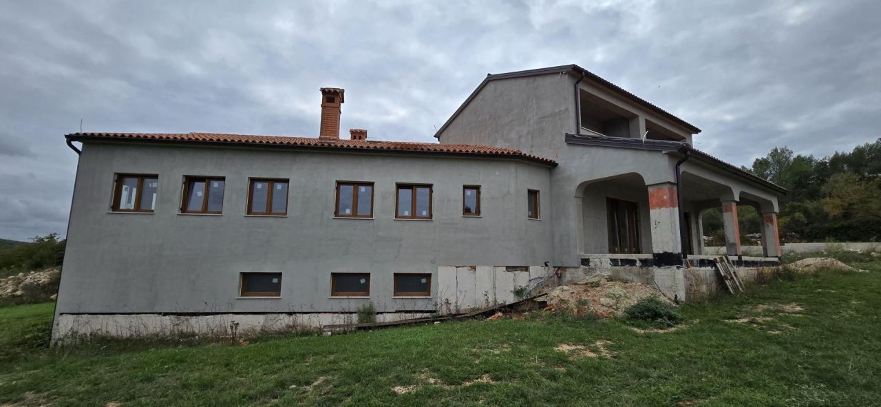 Вилла в Ровини, Хорватия, 550 м² - фото 6
