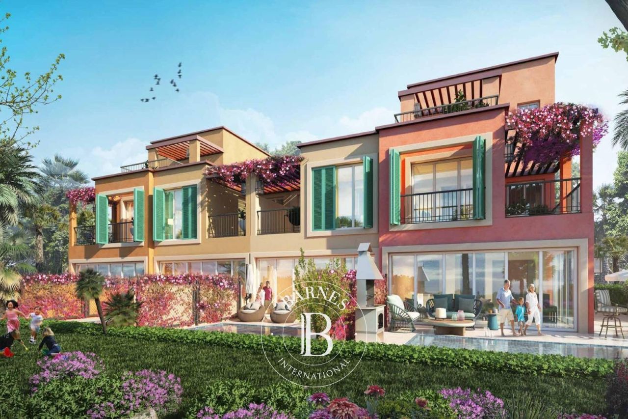 Таунхаус в Дубае, ОАЭ, 144 м² - фото 1