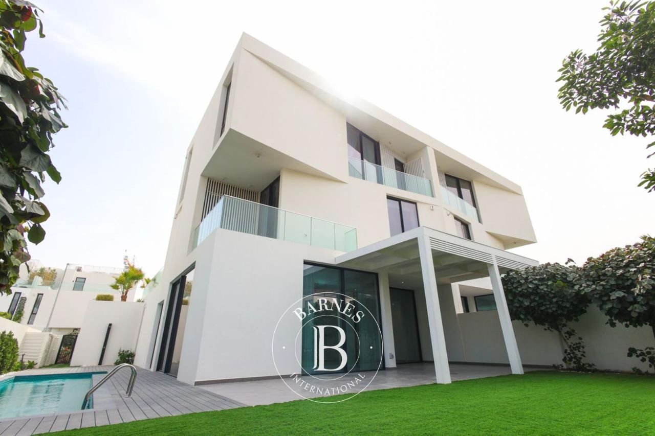 Вилла в Дубае, ОАЭ, 617.8 м² - фото 1