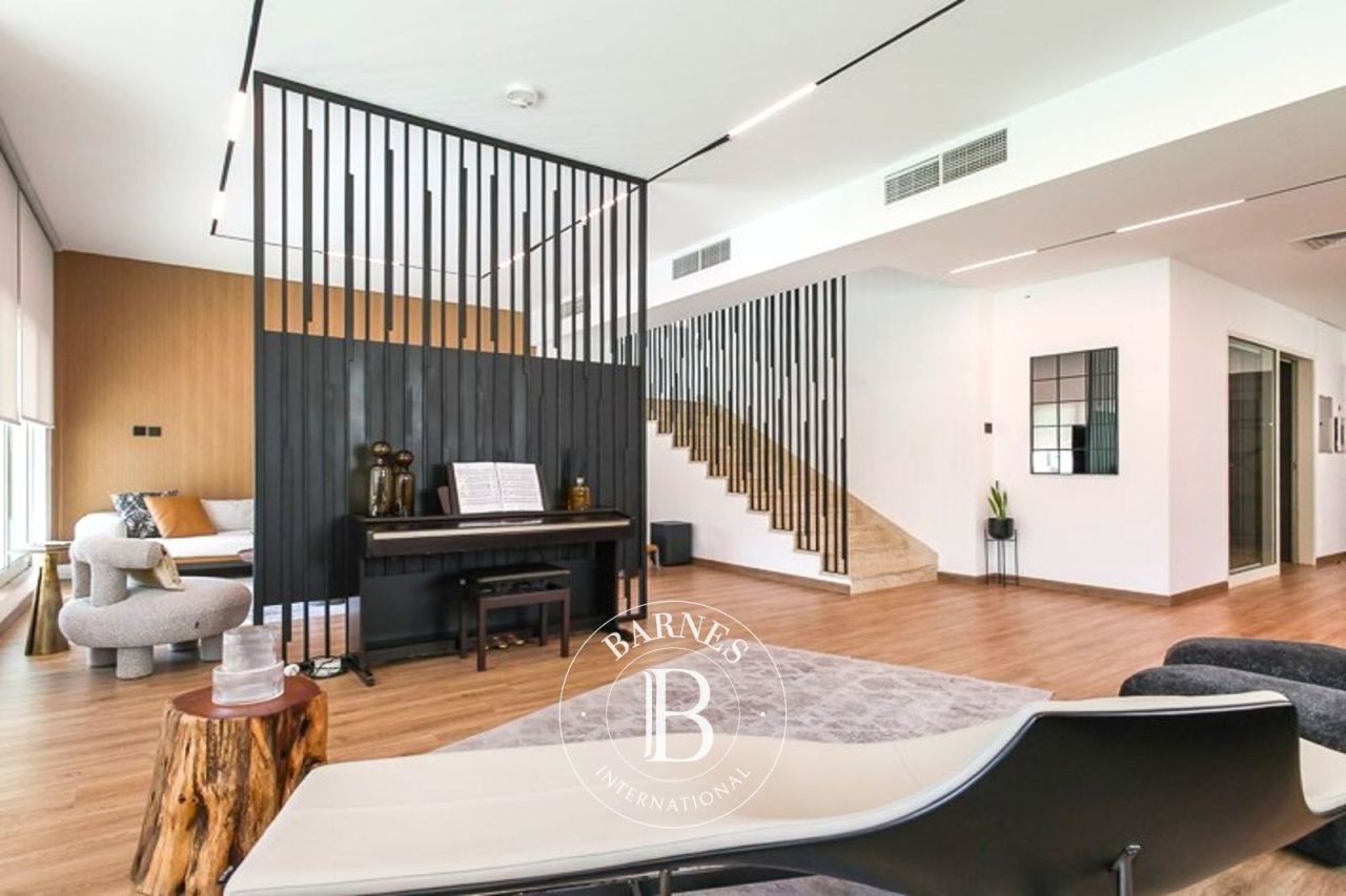 Вилла в Дубае, ОАЭ, 501.5 м² - фото 1