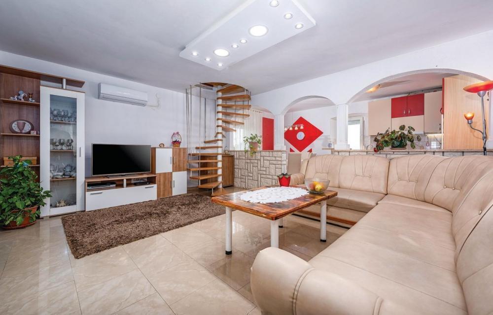 Вилла в Бртонигле, Хорватия, 220 м² - фото 8