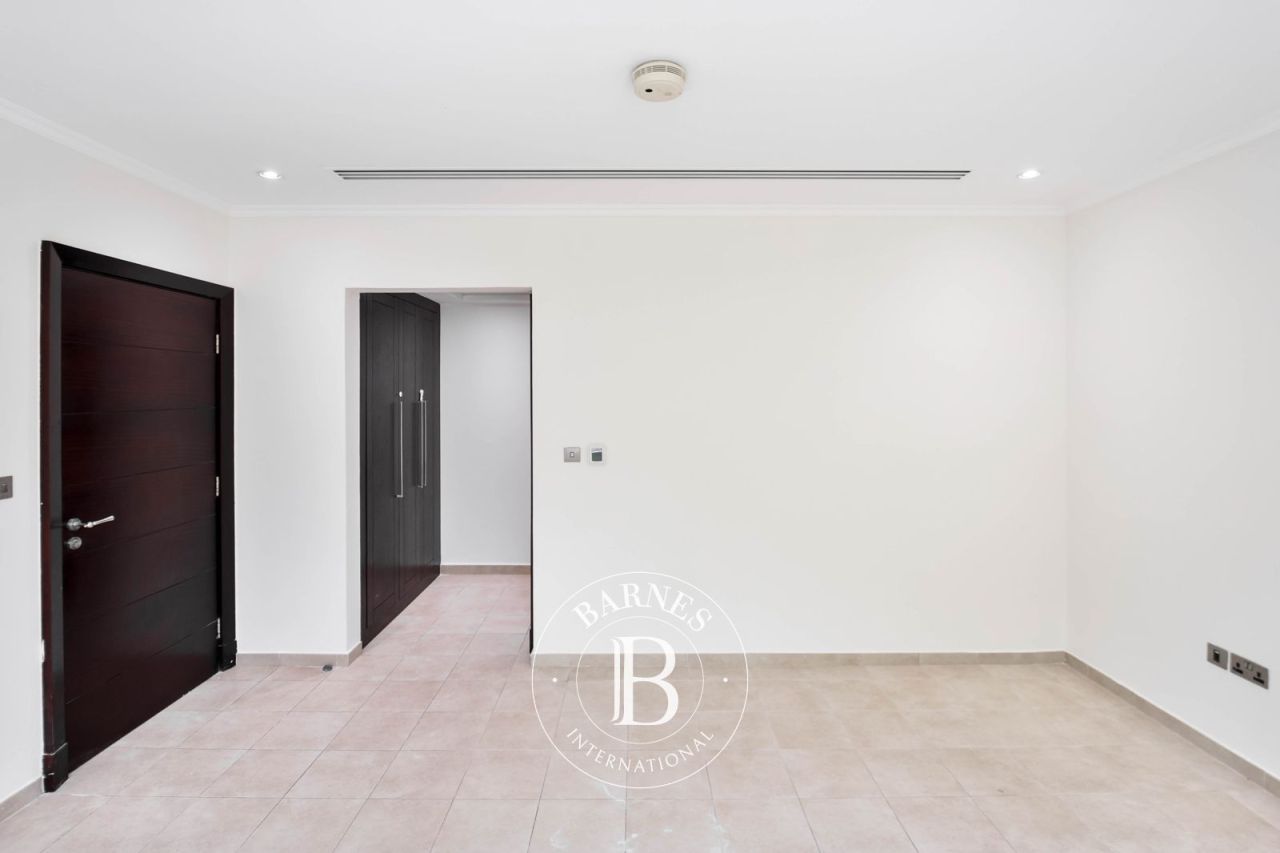 Вилла в Дубае, ОАЭ, 854.7 м² - фото 3