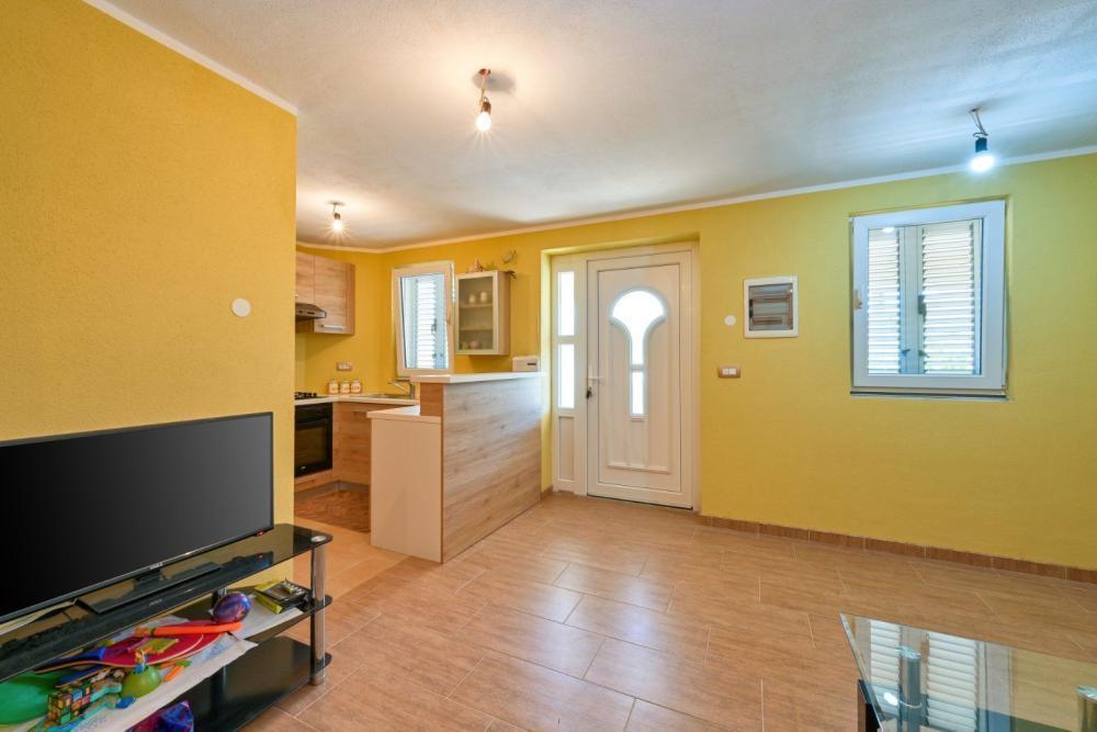 Отель, гостиница Malinska, Хорватия, 160 м² - фото 9