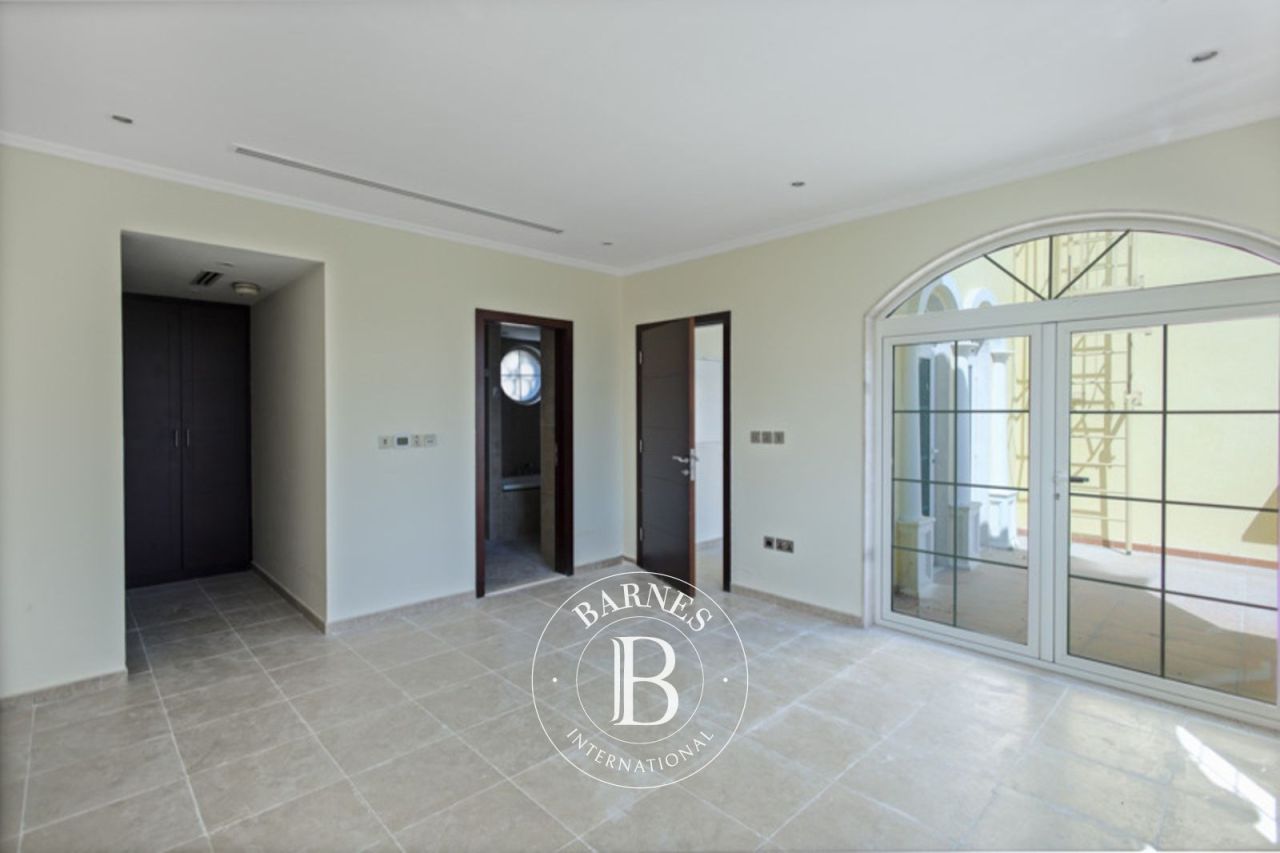 Вилла в Дубае, ОАЭ, 284.6 м² - фото 3