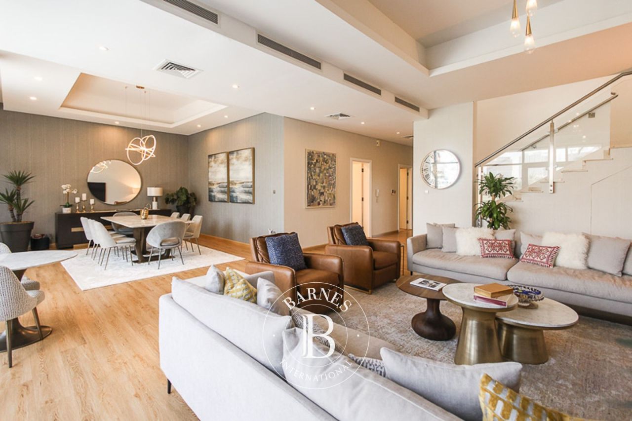 Вилла в Дубае, ОАЭ, 453.5 м² - фото 4