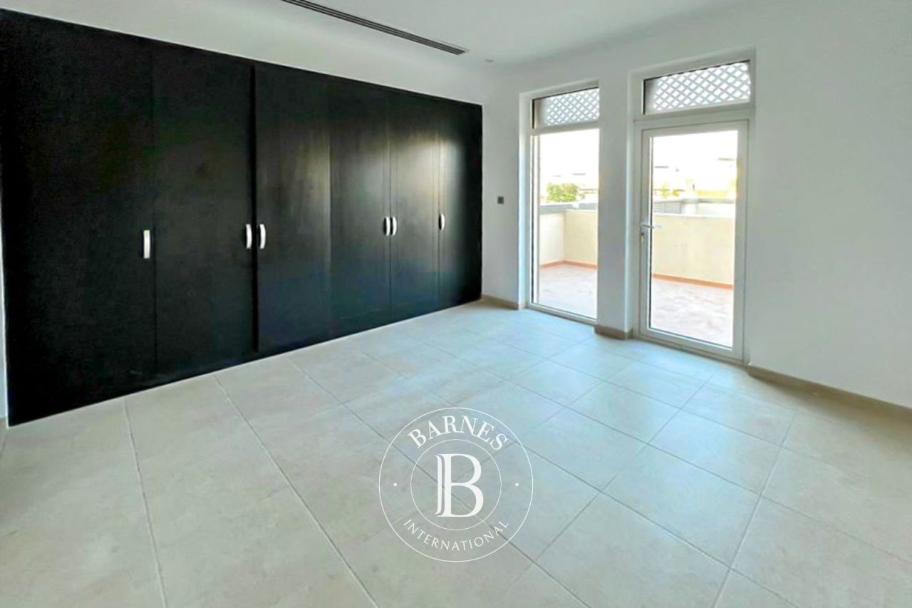 Вилла в Дубае, ОАЭ, 284.6 м² - фото 6